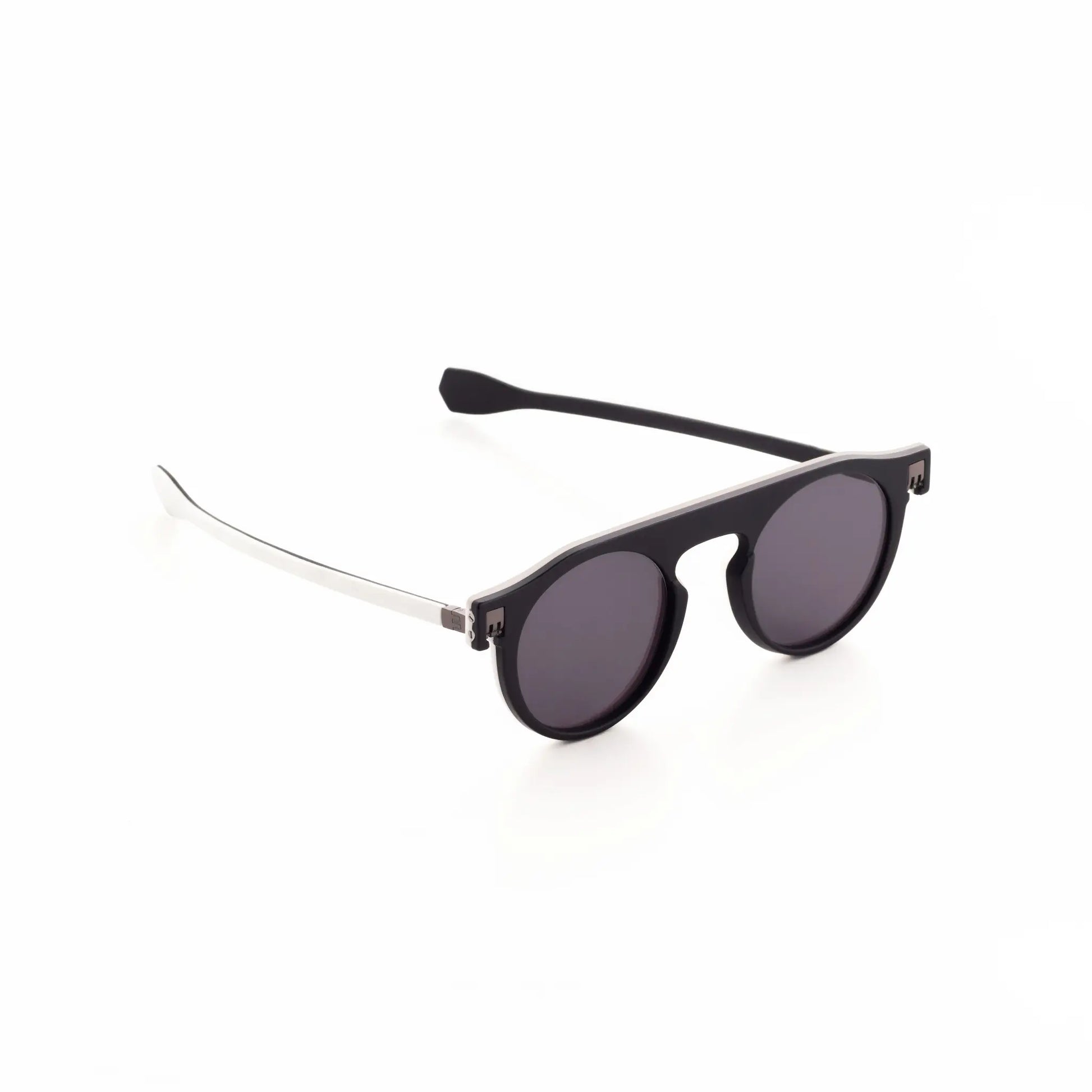 Reverso sunglasses black & white reversible & ultra light side view 2
