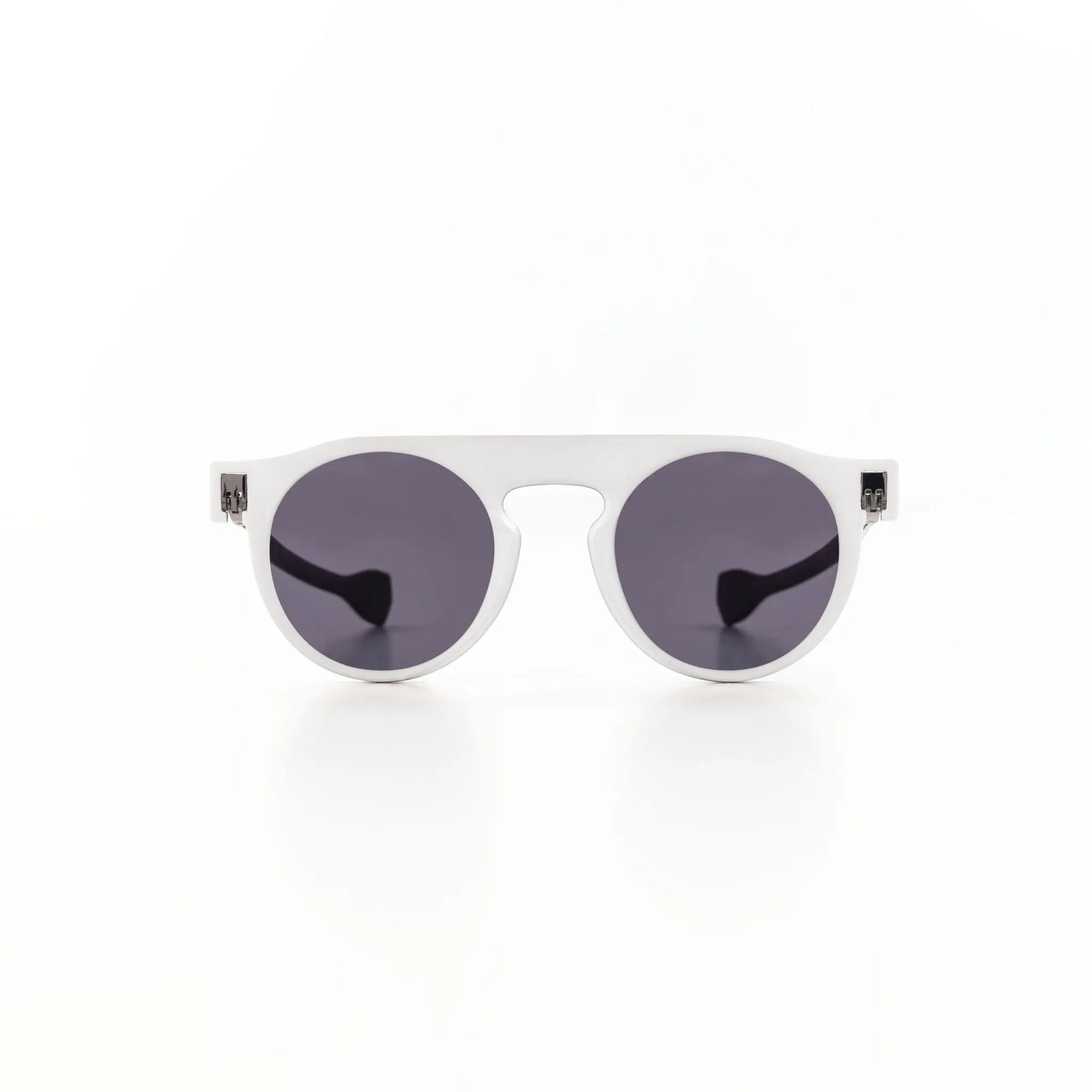 Reverso sunglasses black & white reversible & ultra light front view 1